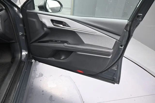Used 2026  Toyota LE image 66