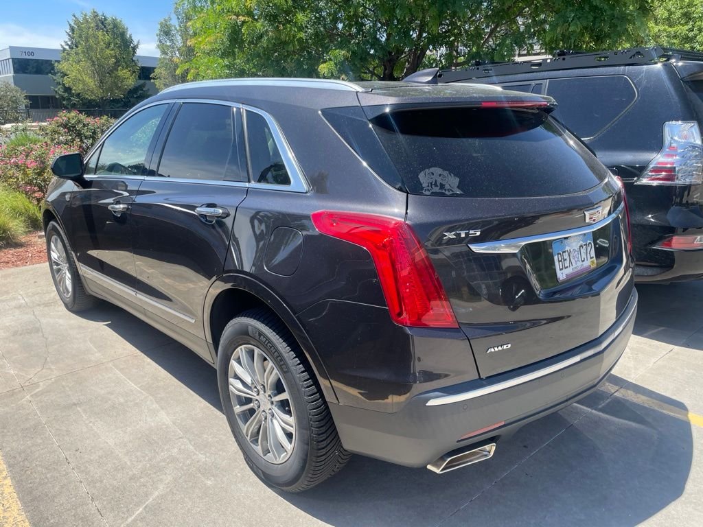 Used 2017 Gray Cadillac Luxury image 3