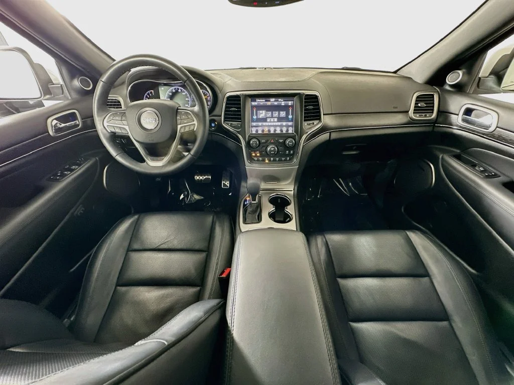 Used 2018 Bright White Clearcoat Jeep High Altitude image 26