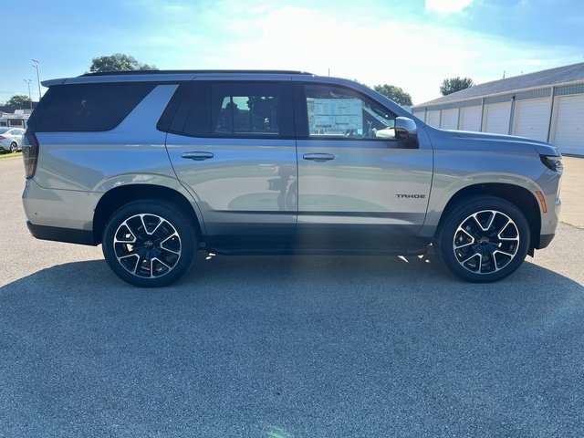 2025 Chevrolet Tahoe RST photo 4