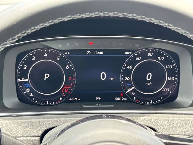 Used 2019 Gray Volkswagen DCC & Navigation 4Motion image 24
