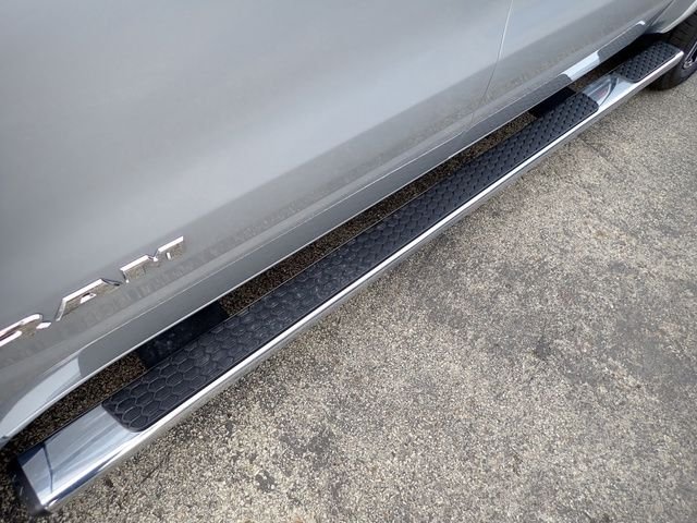 New 2026 Silver Zynith Exterior Paint RAM Laramie image 12
