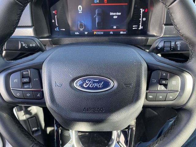 New 2025 Oxford White Ford XLT image 32