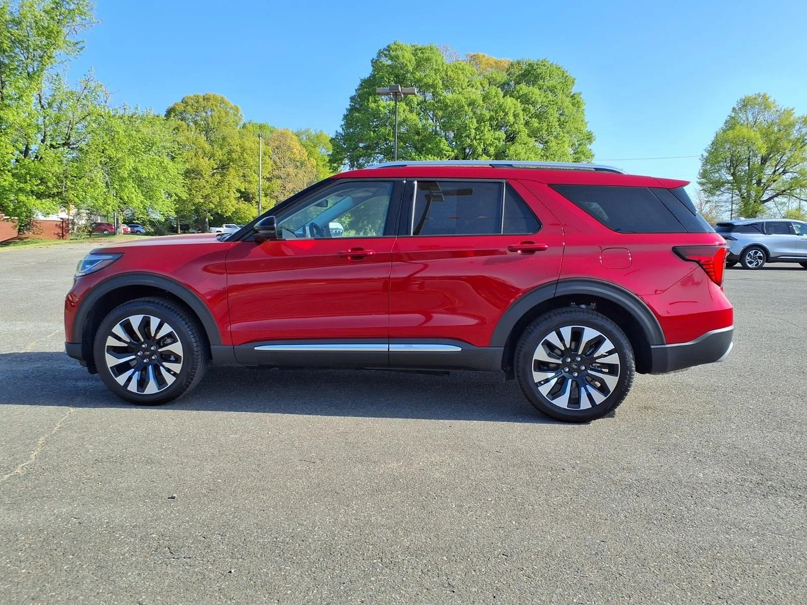 Used 2026 Rapid Red Metallic Tinted Clearcoat Ford Platinum image 3
