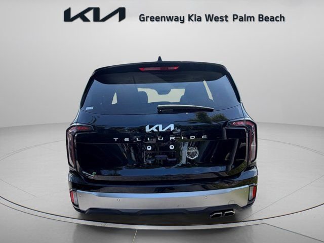 Used 2025 Black Kia SX image 6