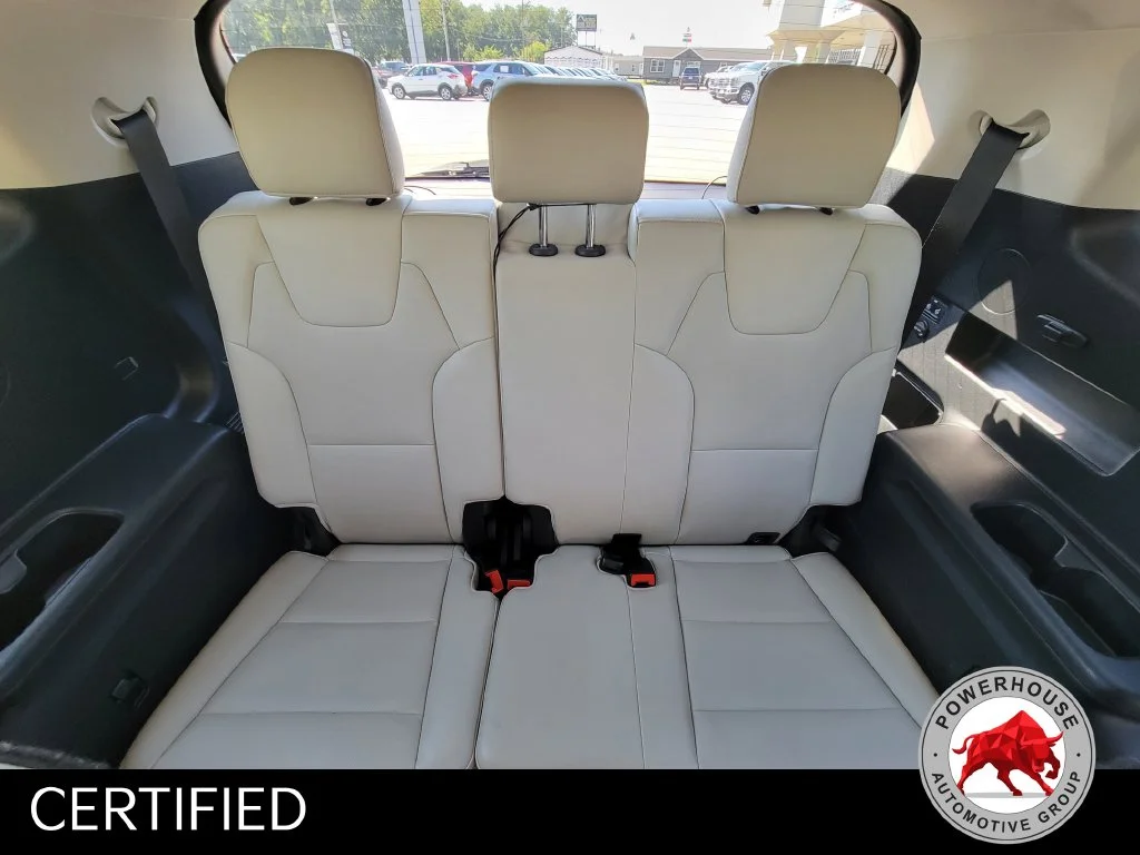 Used 2020 Gray Kia S image 17