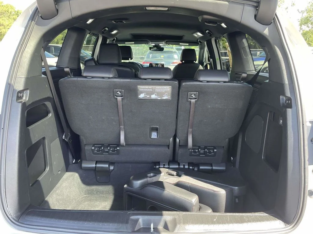2025 Honda Odyssey Sport L - Photo 10