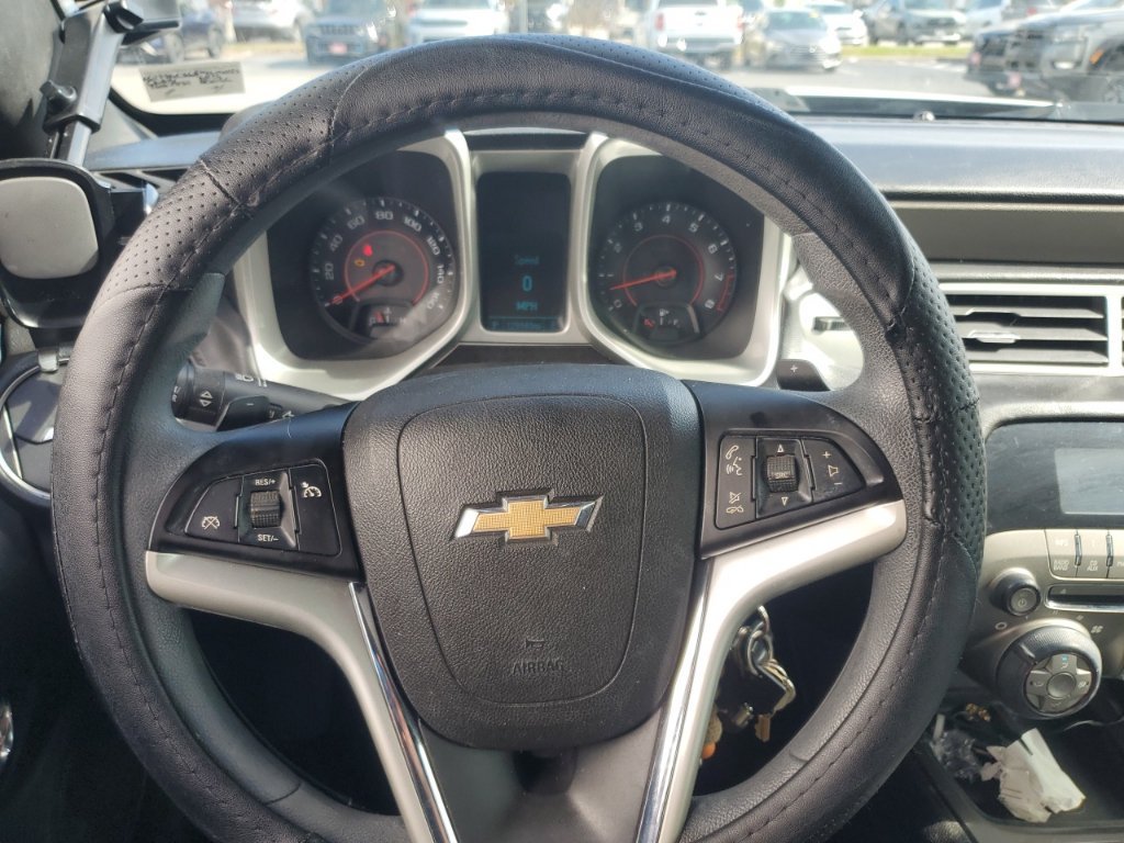 Used 2015 White Chevrolet 2LS image 14