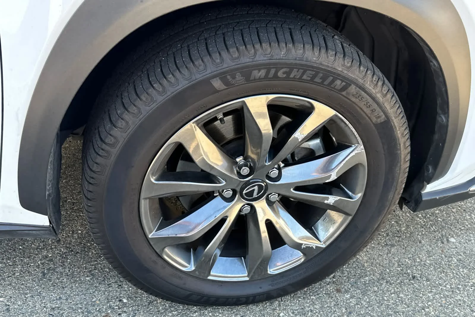 Used 2019 White Lexus F SPORT image 12