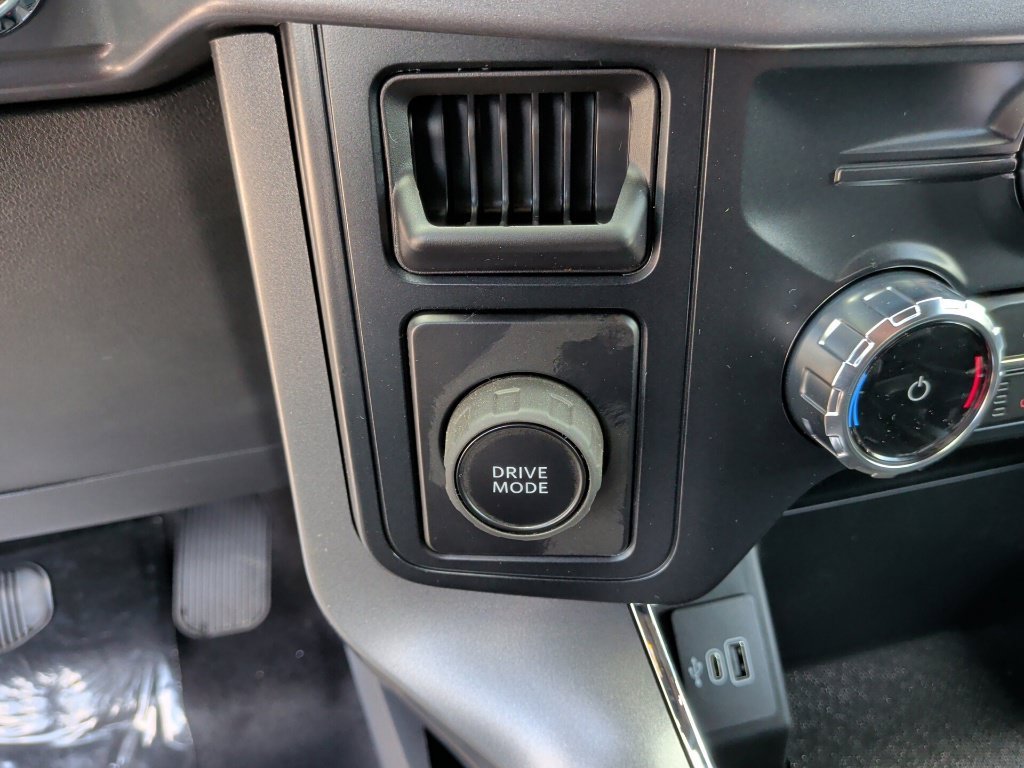 New 2026 Oxford White Ford XLT image 27