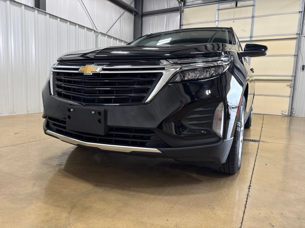 Used 2023 Chevrolet Equinox LT with VIN 3GNAXKEG8PL168992 for sale in Carlyle, IL