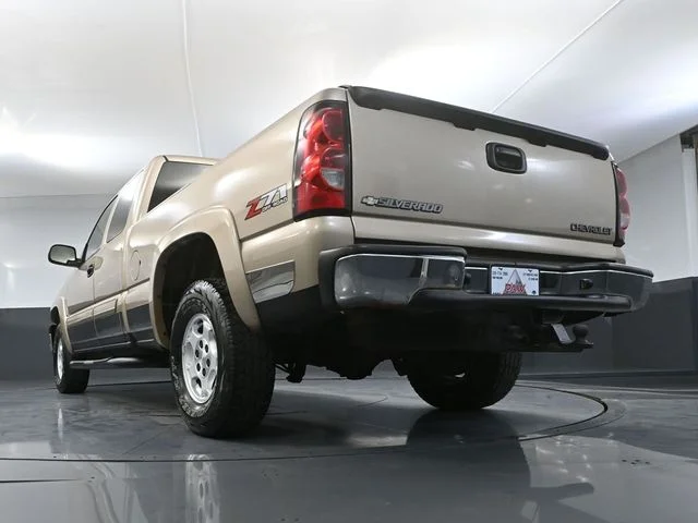 Used 2004 Beige Chevrolet Z71 image 42