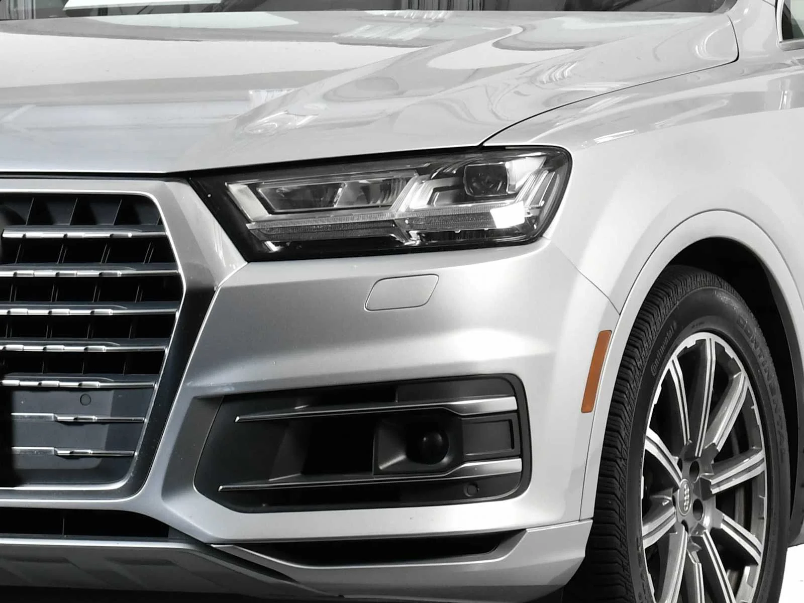 Used 2017 Florett Silver Metallic Audi Prestige image 11
