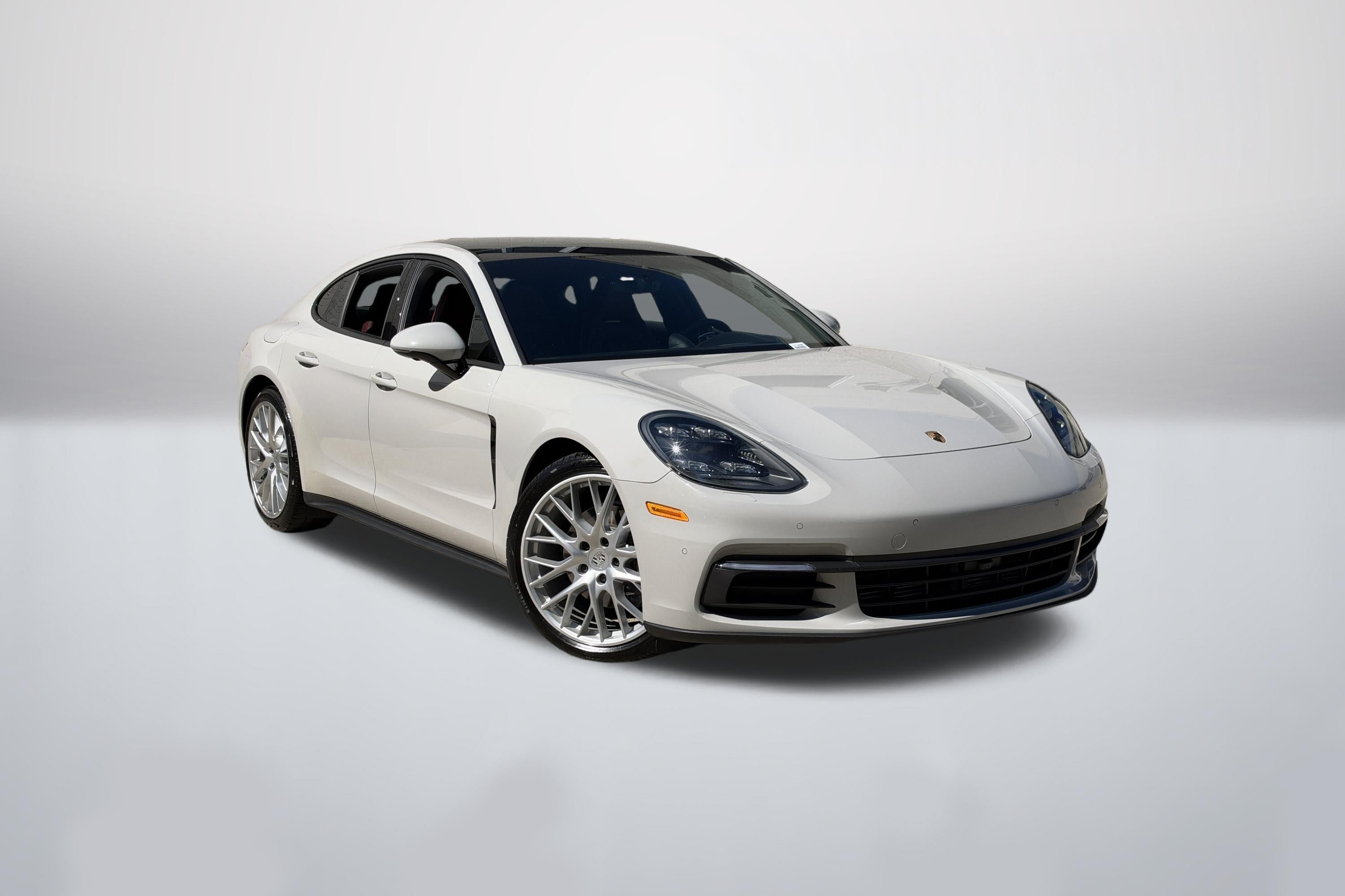 2018 Porsche Panamera