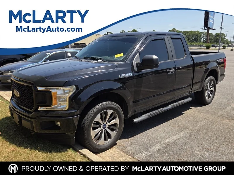 Used 2020 Black Metallic FORD XL image 1