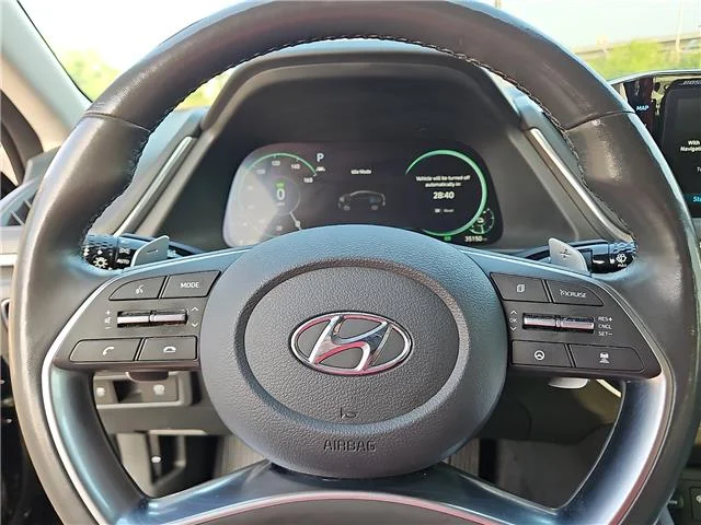 Used 2023 Black Hyundai Limited image 14