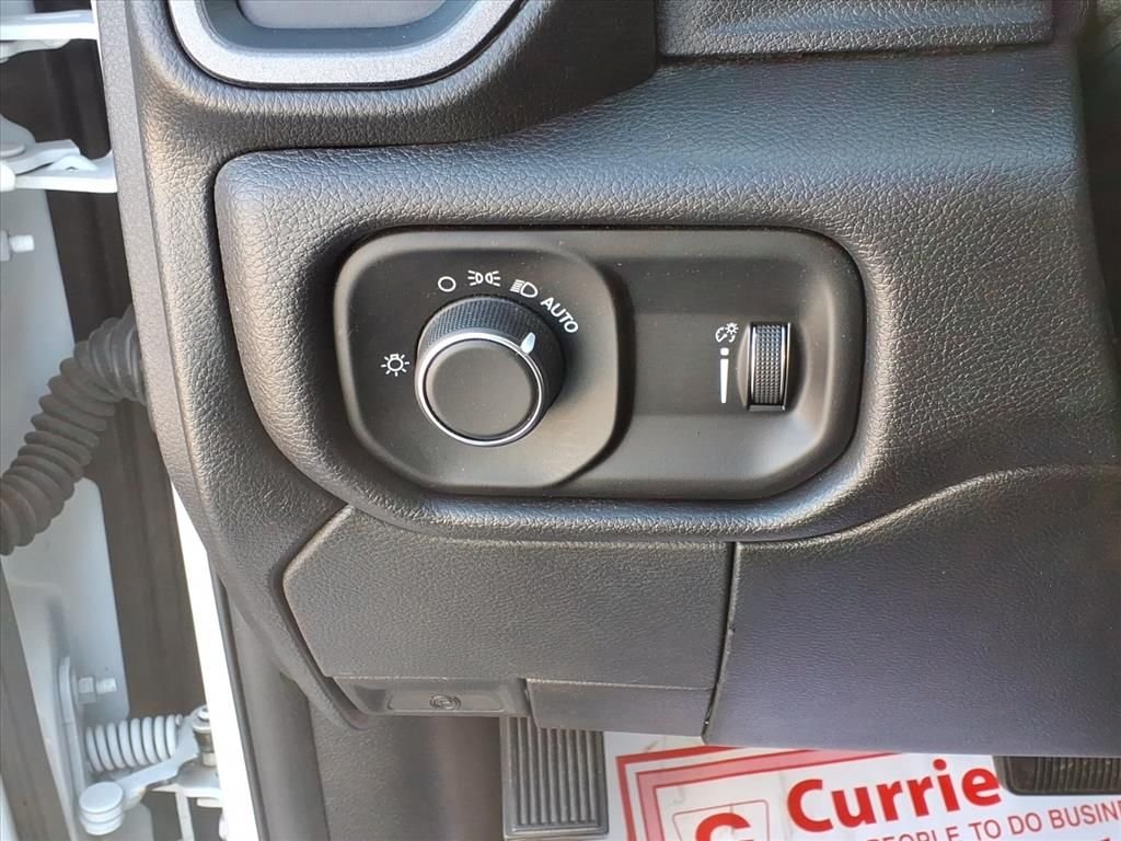 2023 RAM 3500 - Image 14