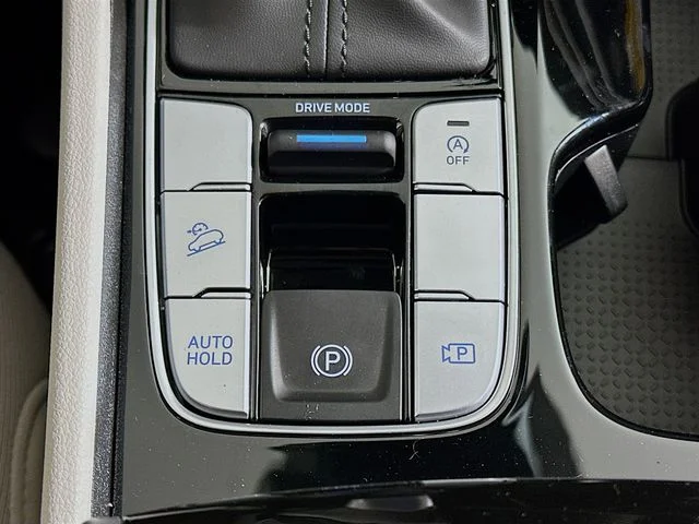 New 2026 Hyundai TUCSON SEL