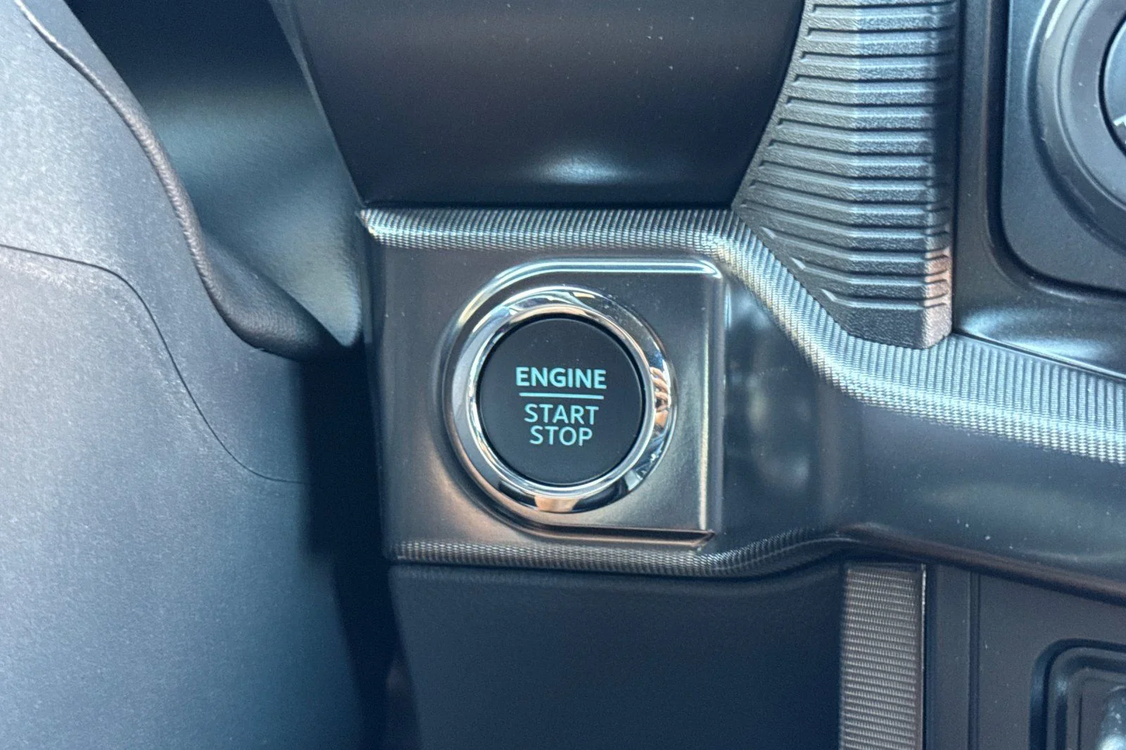 New 2026 Carbonized Gray Metallic Ford Platinum® image 24