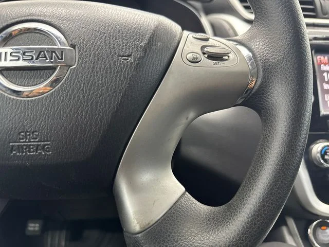 Used 2016 Cayenne Red Metallic Nissan S image 24