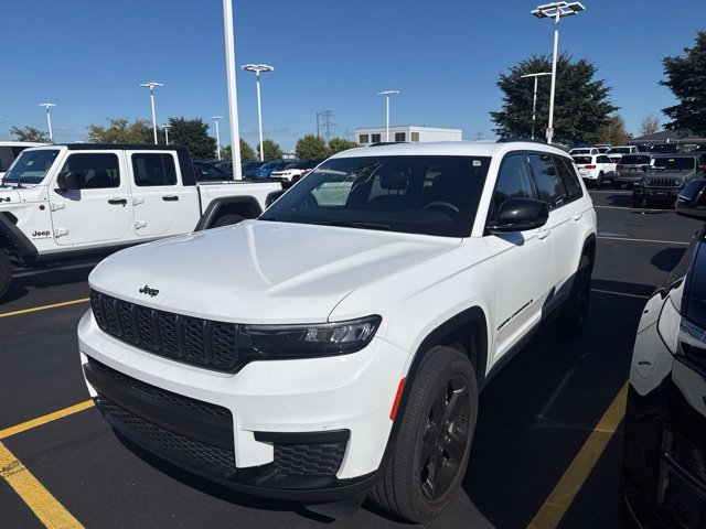 Used 2023 Jeep Grand Cherokee L Altitude with VIN 1C4RJKAG6P8813799 for sale in Shakopee, Minnesota
