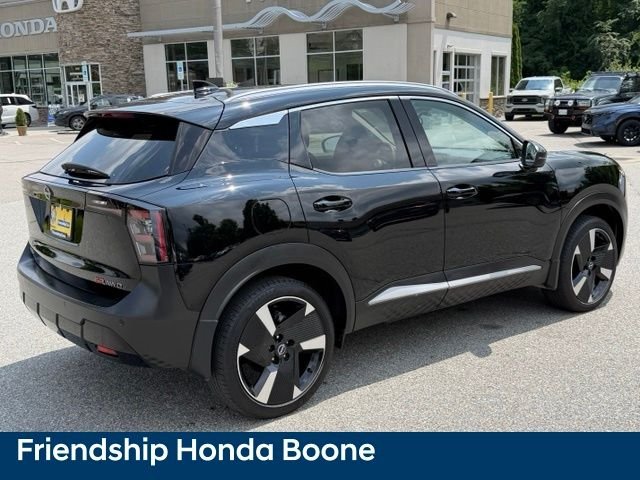Used 2025 Black Nissan SR image 5