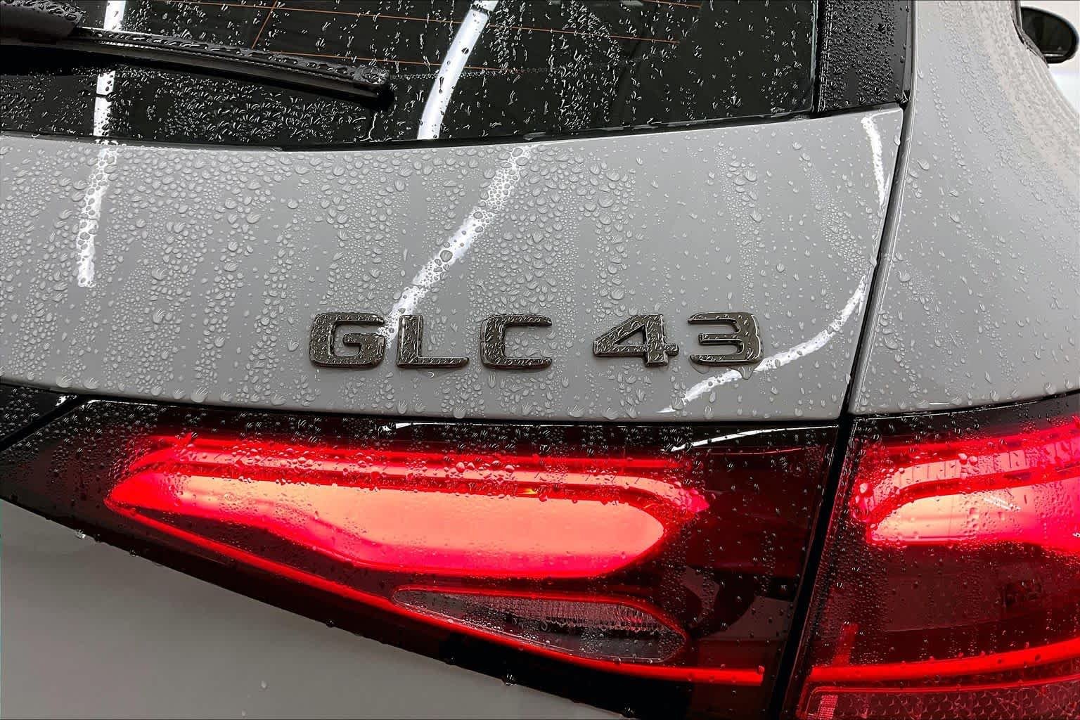 New 2026 MANUFAKTUR Alpine Grey Mercedes-Benz AMG® GLC 43 image 15