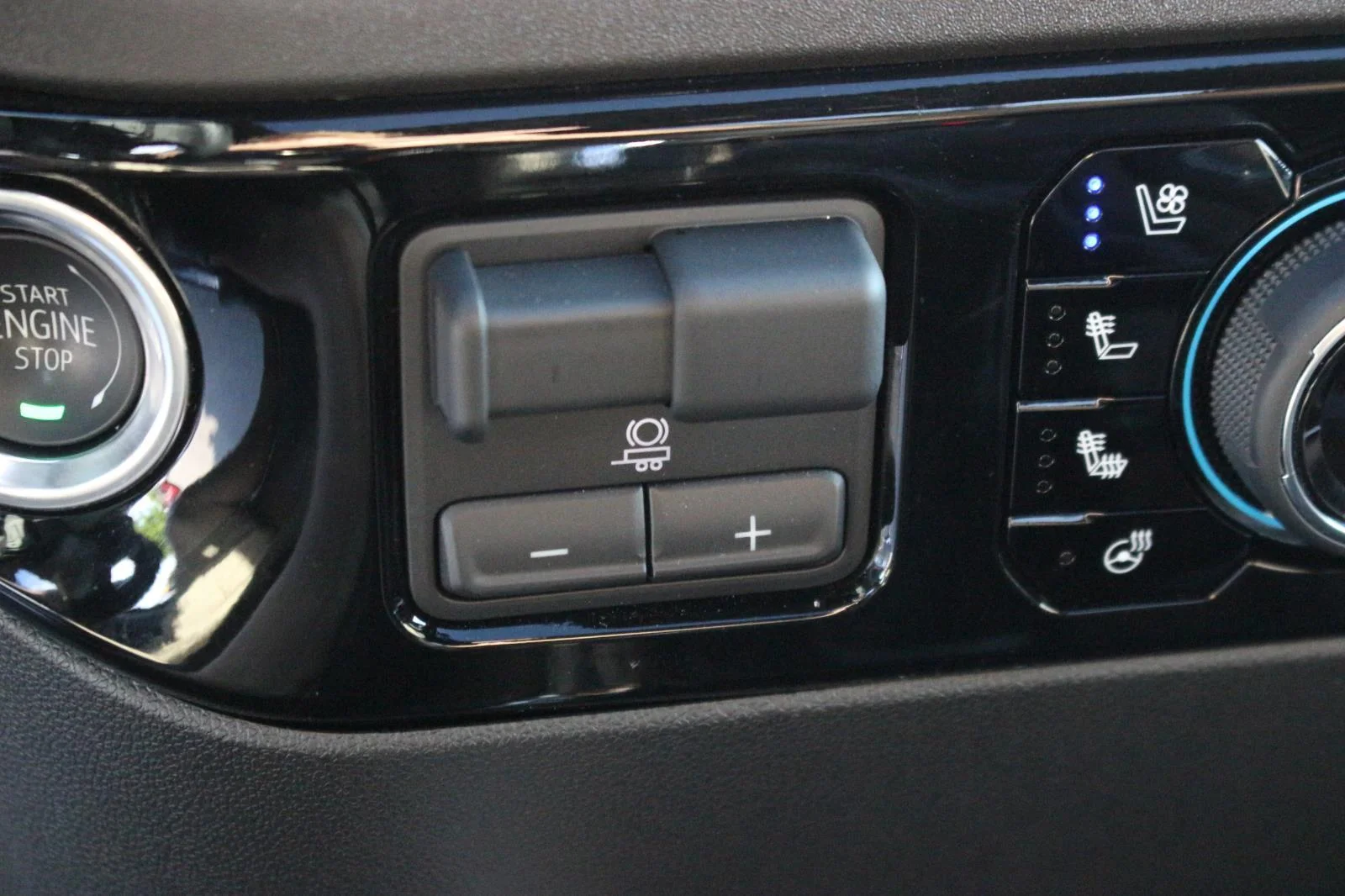 Used 2026 Cypress Gray Chevrolet High Country image 29