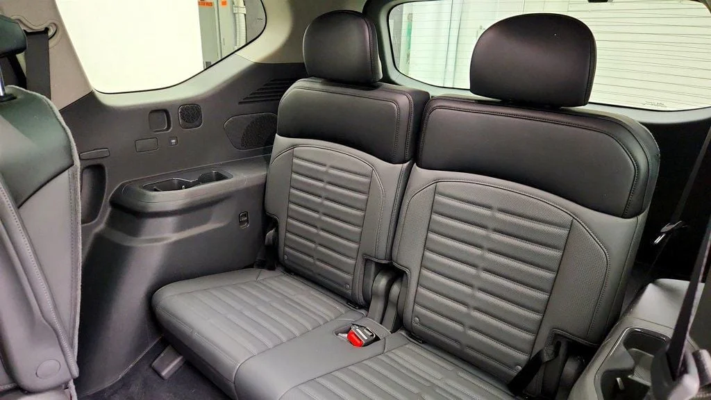 Used 2024 Aurora Black Pearl Kia Land AWD image 20