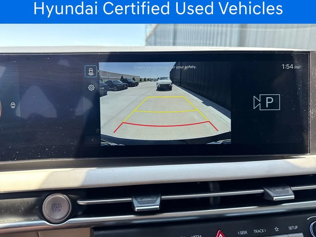 Certified Pre-Owned 2025 Hyundai Tucson SE