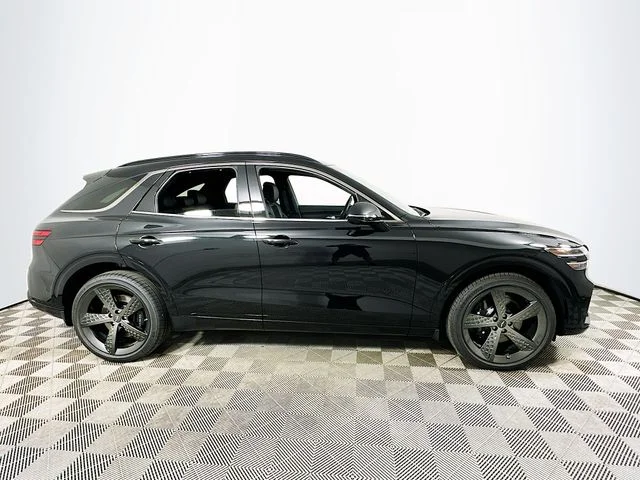 New 2025 Black Genesis 2.5T image 3