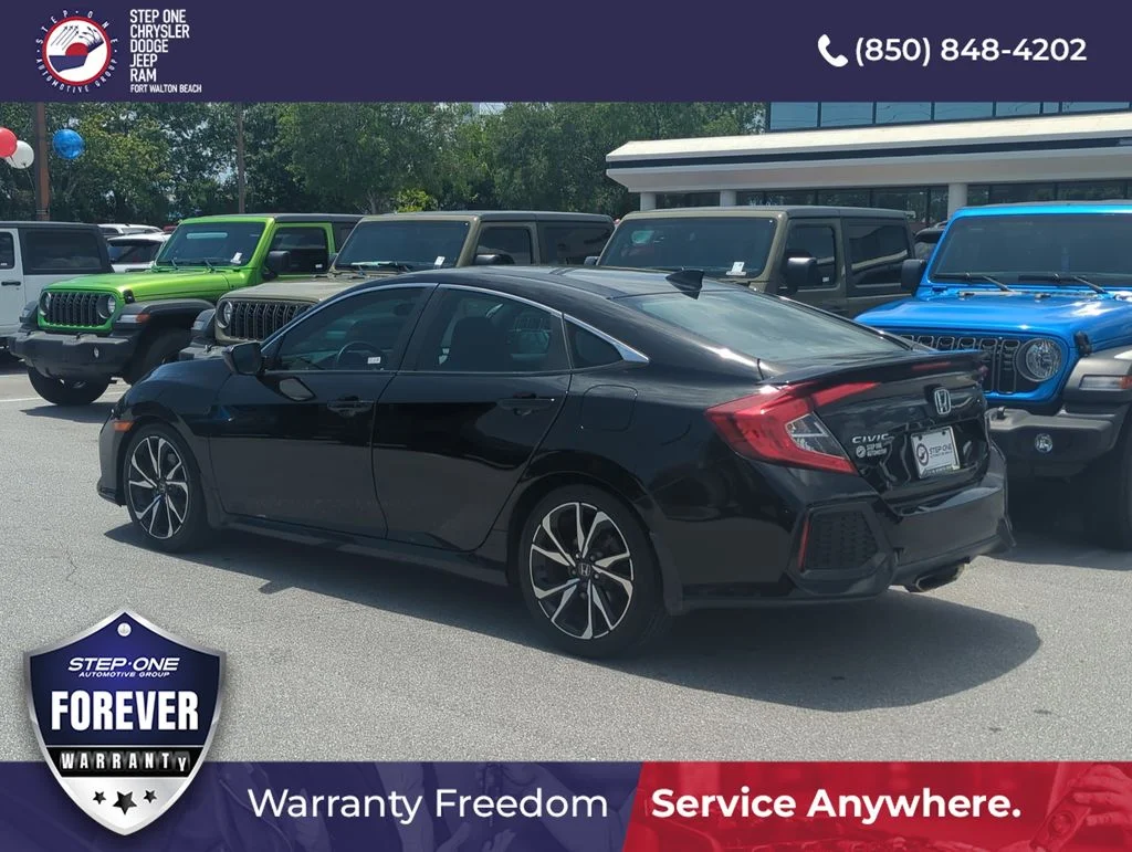 Used 2017 Black Honda Si image 4