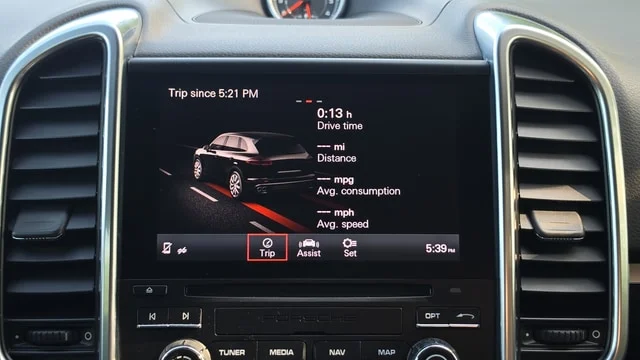 Used 2018 Black Porsche Base image 22