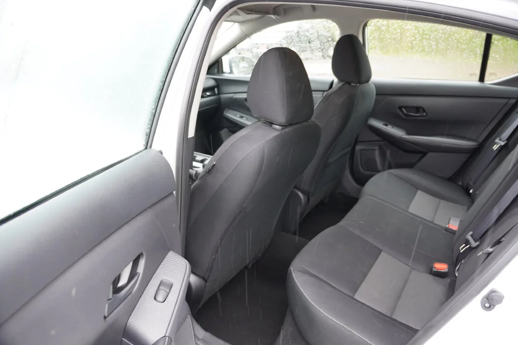 Used 2025 Aspen White Tricoat Nissan SV image 16