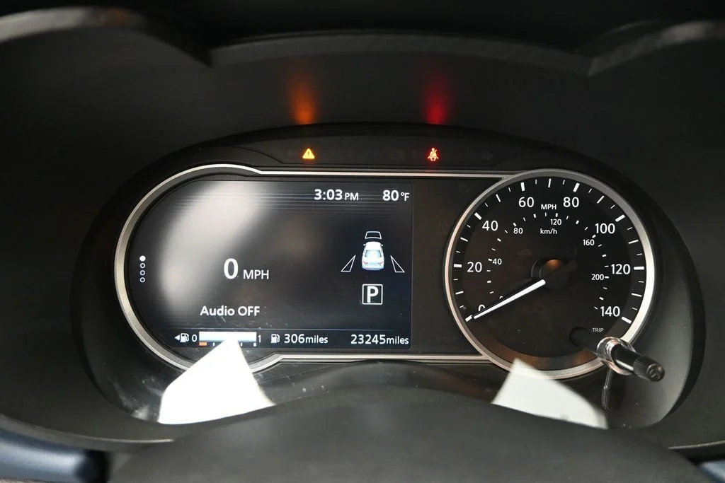 Used 2025 Gray Nissan 1.6 SV image 17