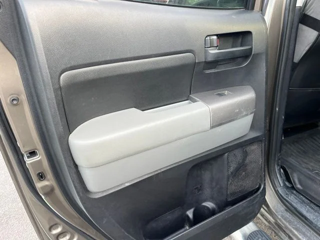 Used 2013 Brown Toyota Grade image 10