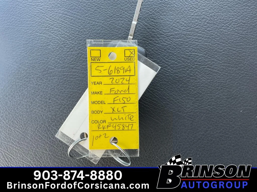 Used 2024 Oxford White Ford XLT image 32