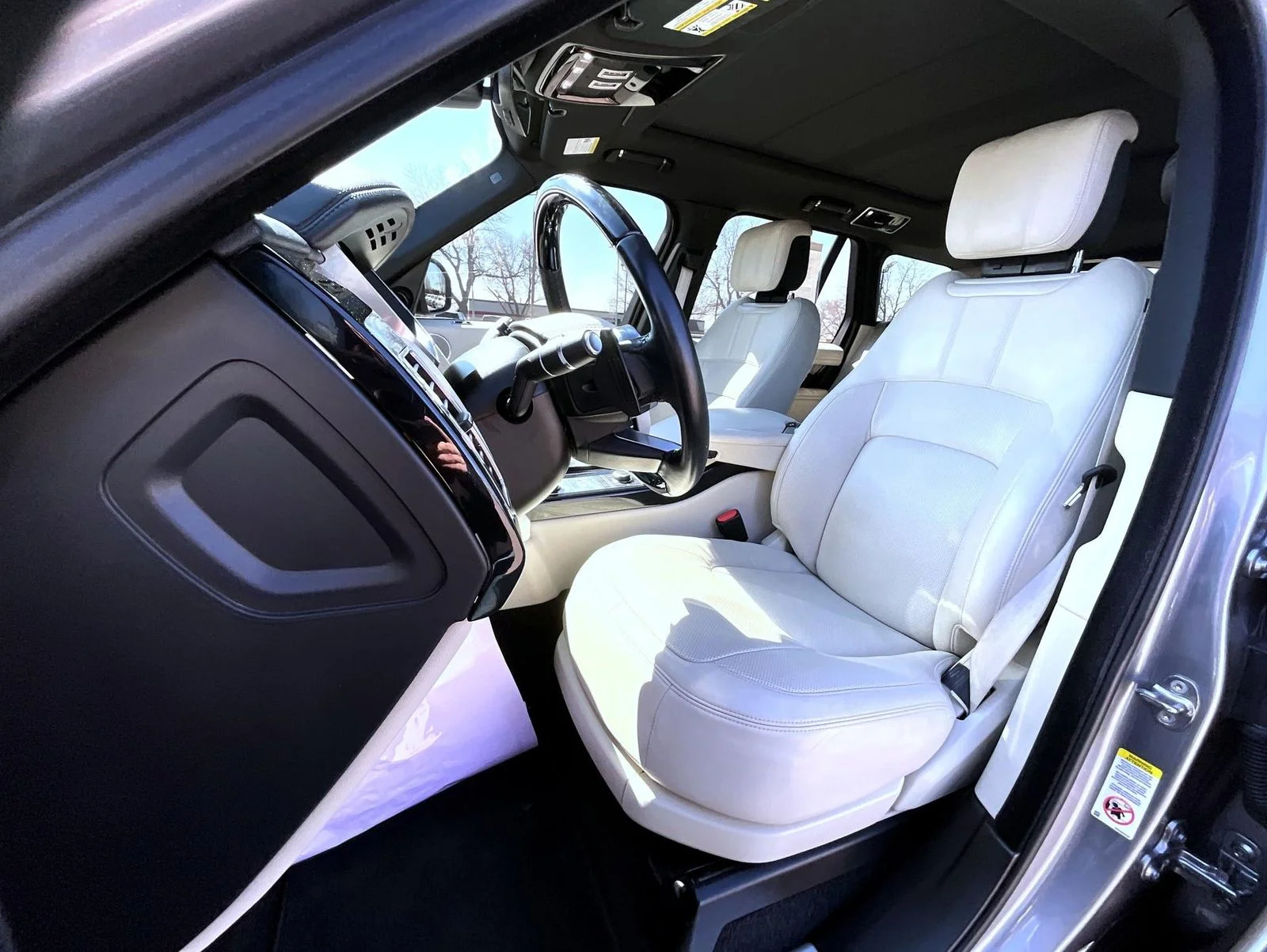 Used 2021 Gray Land Rover Westminster image 11