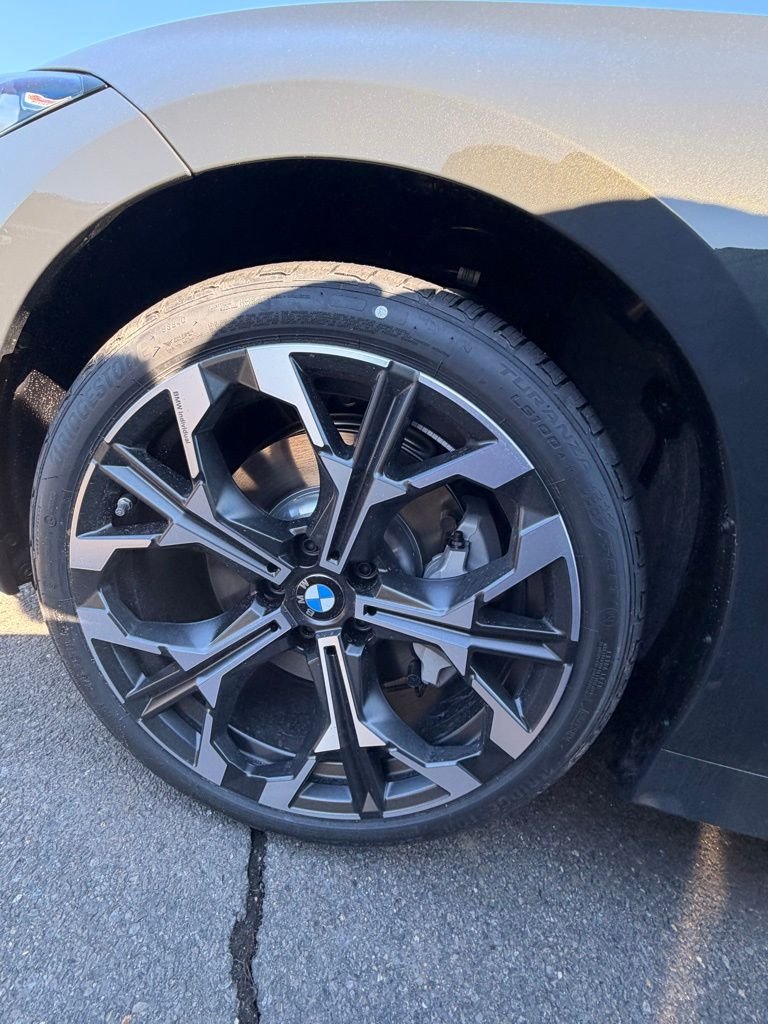 New 2026 Dravit Grey Metallic BMW 330i xDrive image 5
