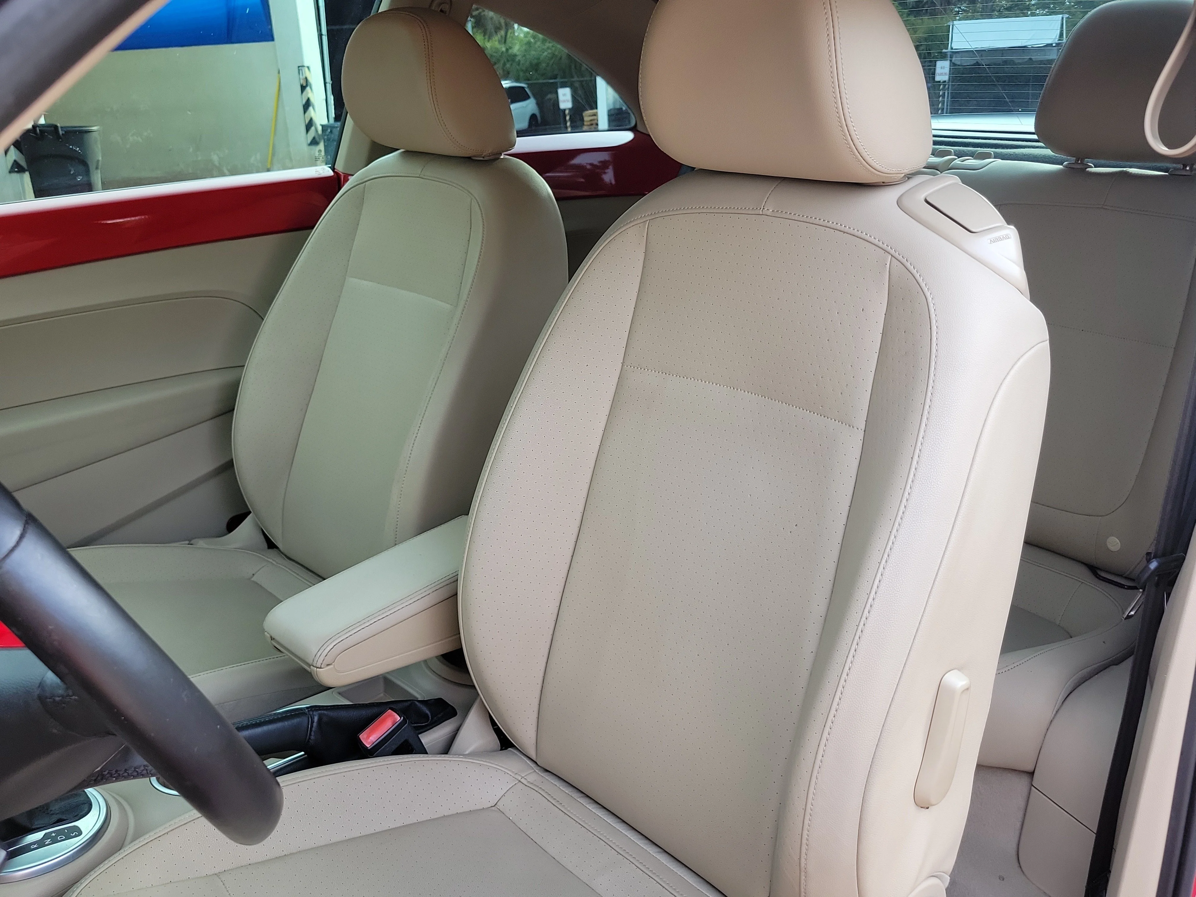 Used 2016 Tornado Red Volkswagen 1.8T SE image 13