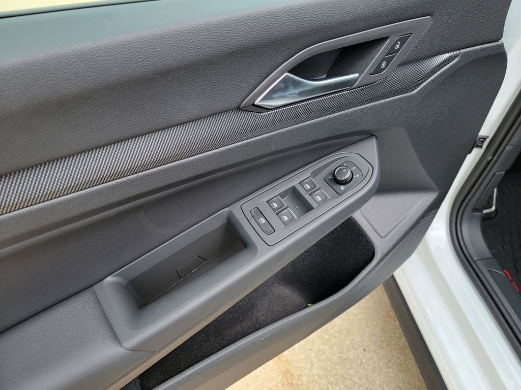 2025 Volkswagen Golf GTI SE - Photo 23