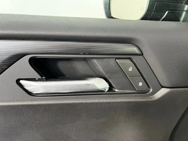 2026 GMC Acadia Elevation - Photo 16