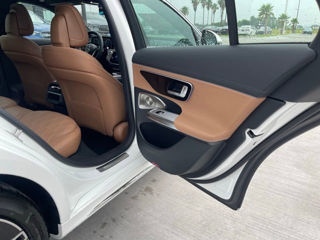 2025 Mercedes-Benz E-Class E350 - Photo 47