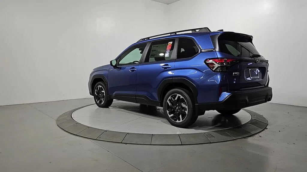 New 2026 DAYBREAK BLUE PEARL Subaru Premium Hybrid image 3