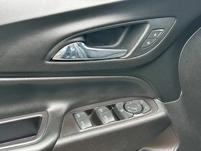 Used 2020 Gray Chevrolet LT image 15