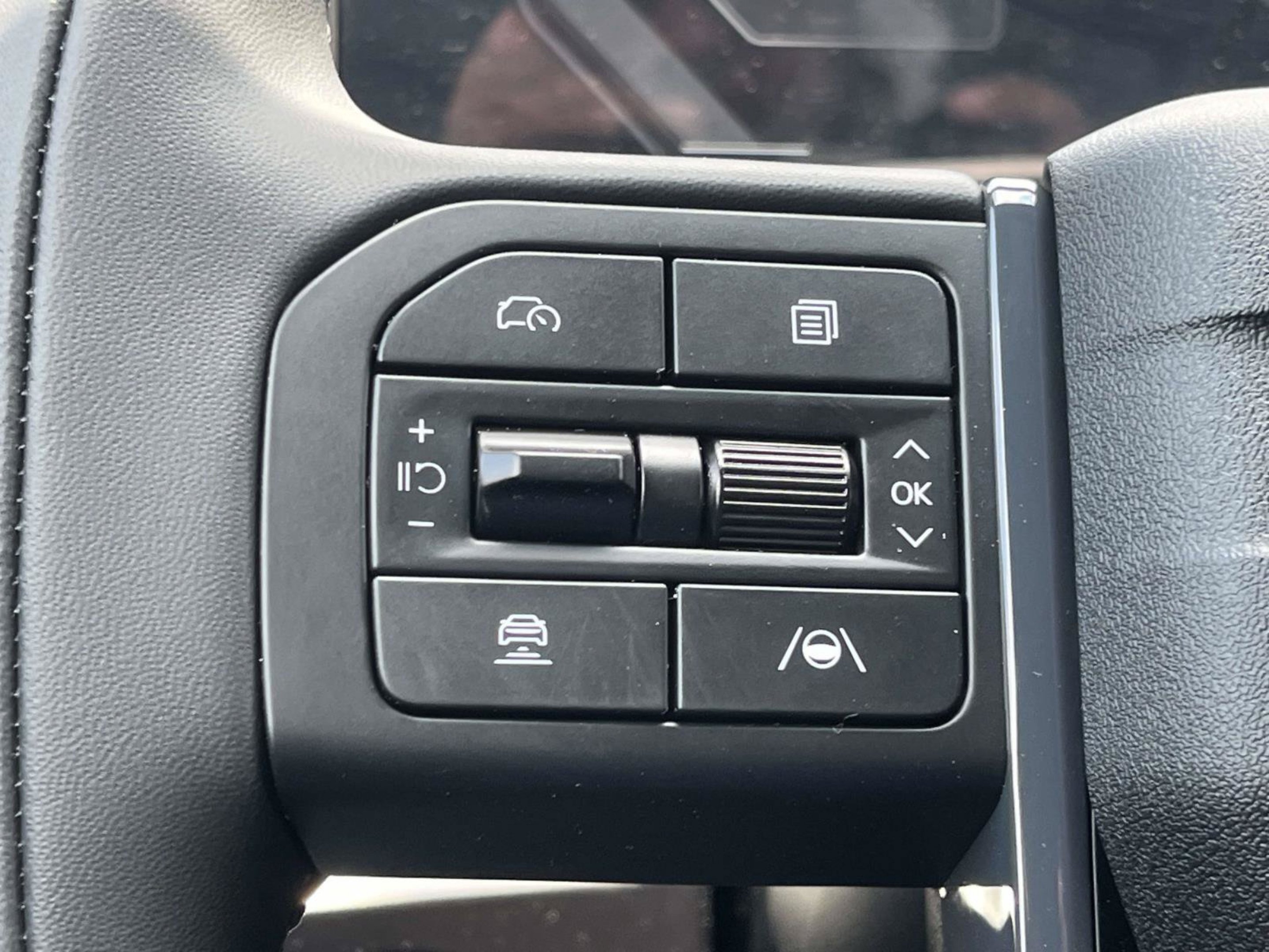 New 2027 Terrain Brown Kia X-Pro SX image 27
