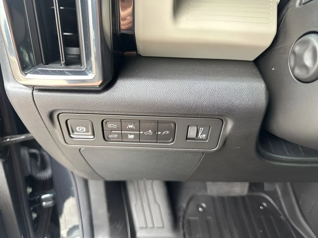 2026 GMC HUMMER EV 2X - Photo 29