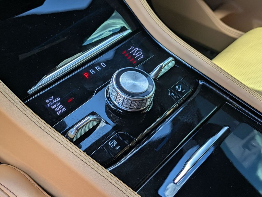 Used 2022 Black Jeep Summit image 18