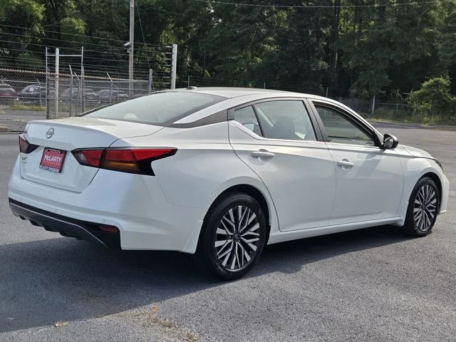New 2026 Pearl White TriCoat Nissan SV image 5