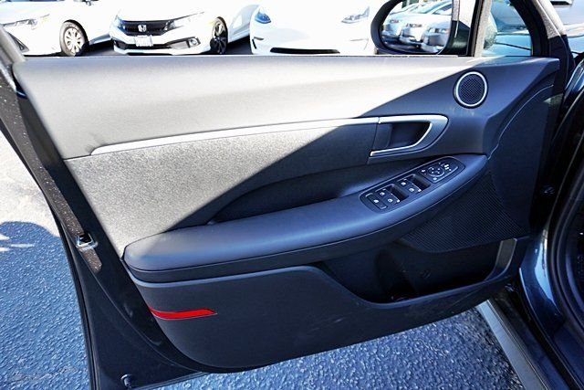 Used 2026 Gray Hyundai SE image 20